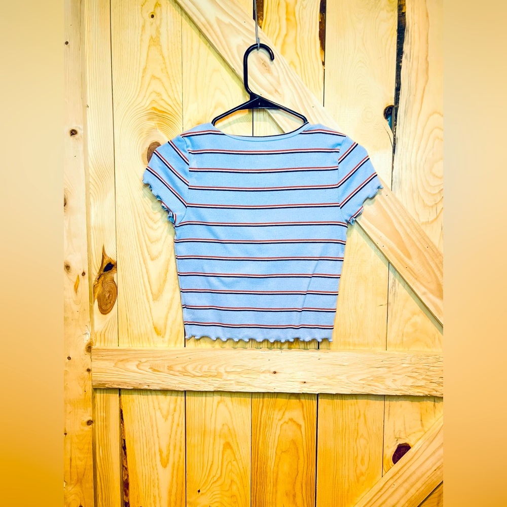 Striped cropped! - Picture 2 of 2